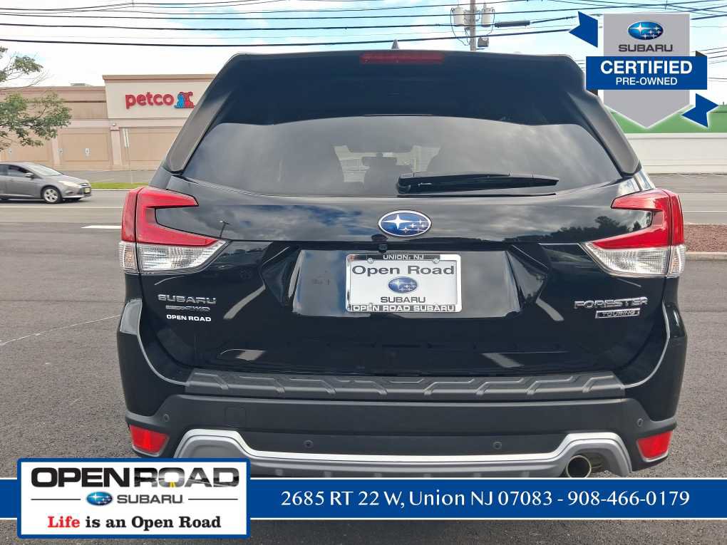 Used 2023 Subaru Forester Touring w/ Popular Package #2 AWD/4WD image 4