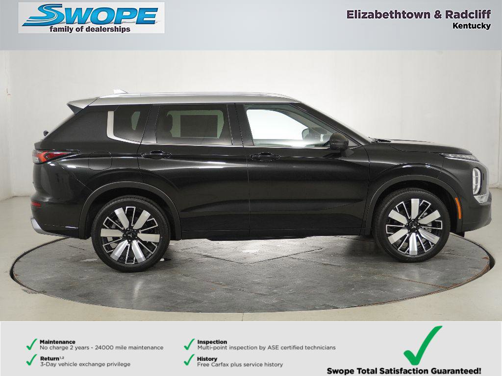 New 2025 Mitsubishi Outlander SEL image 2