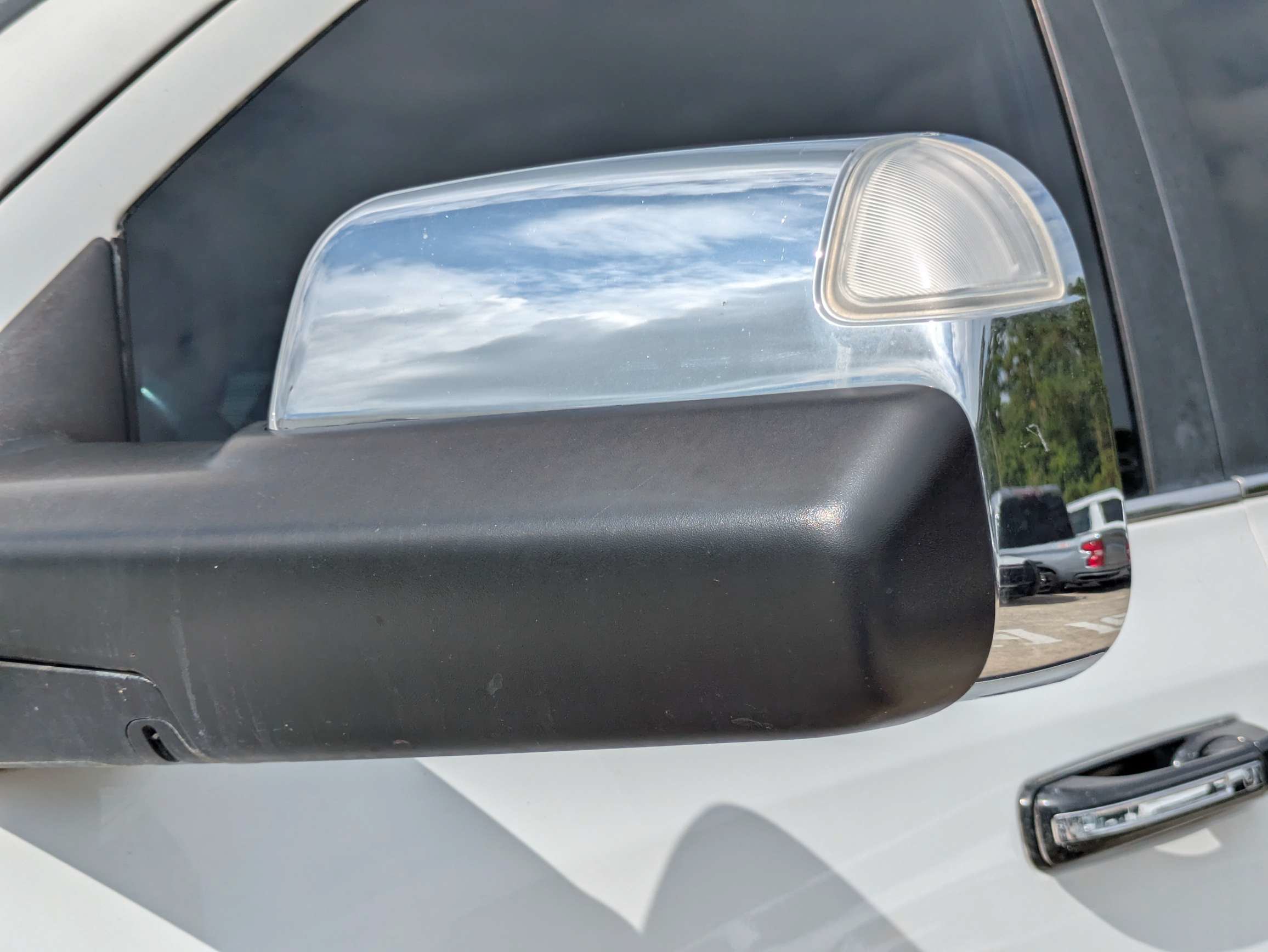 Used 2020 RAM 2500 Laramie w/ Chrome Appearance Group AWD/4WD image 31