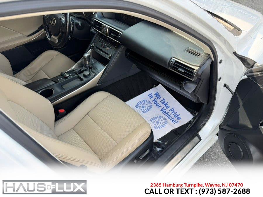 Used 2020 Lexus IS 300 AWD w/ Premium Package image 17