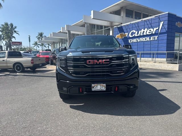 Used 2022 GMC Sierra 1500 AT4 AWD/4WD image 3