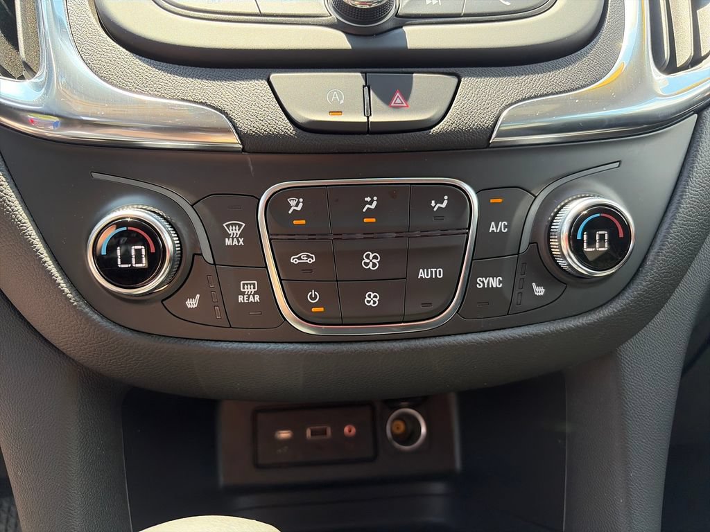 Used 2024 Chevrolet Equinox LT AWD/4WD image 32