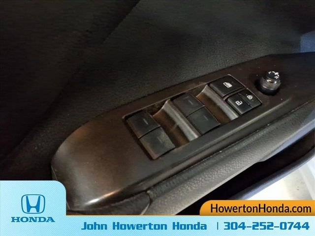 Used 2024 Toyota Camry SE FWD image 11