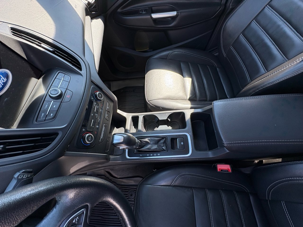 Used 2018 Ford Escape SEL w/ Ford Safe & Smart Package image 16