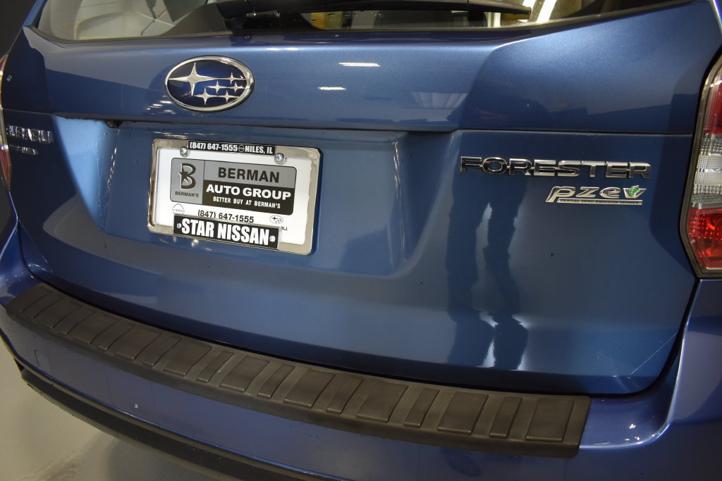 Used 2015 Subaru Forester 2.5i w/ Alloy Wheel Package AWD/4WD image 12