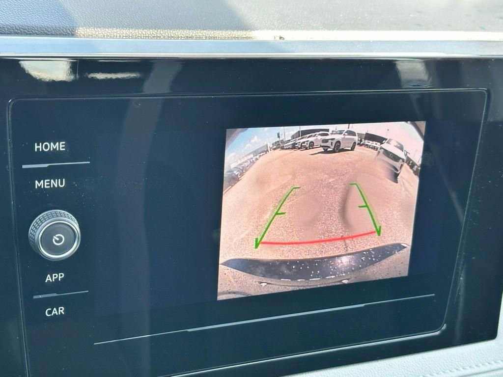 New 2026 Volkswagen Taos S image 10