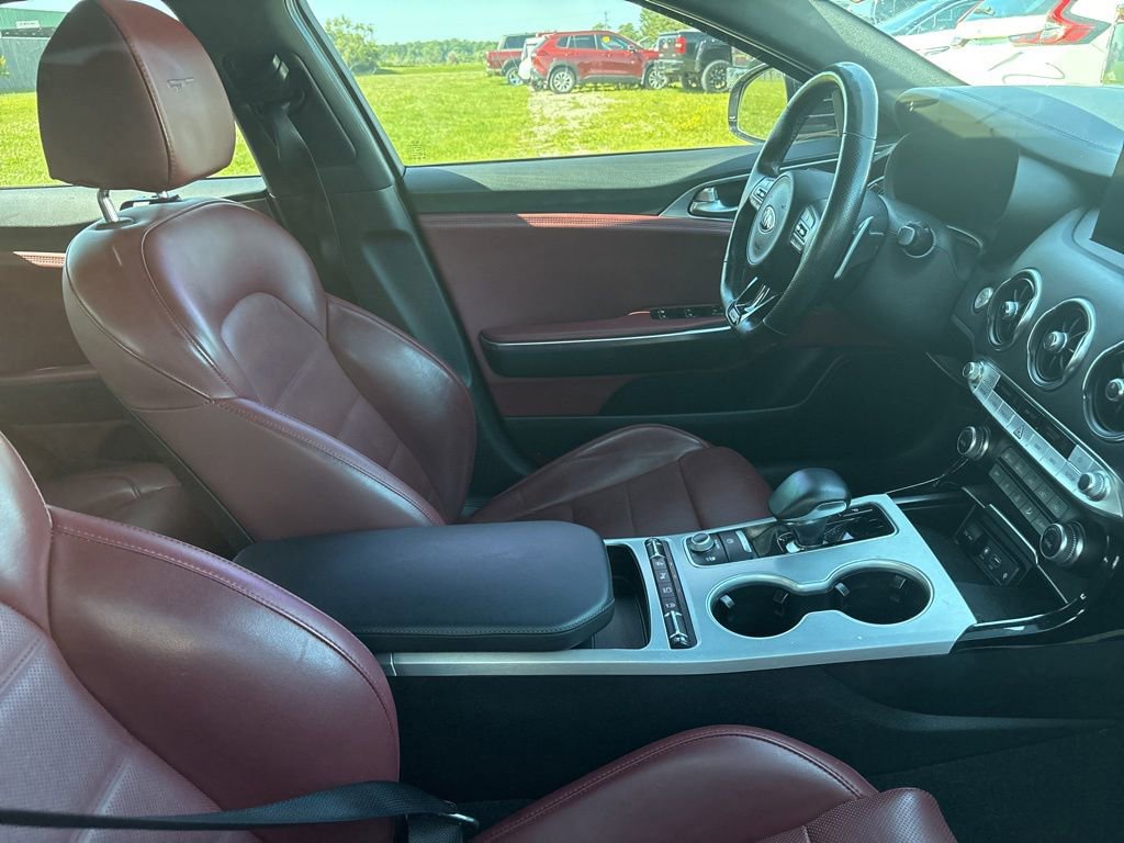 Used 2019 Kia Stinger GT2 AWD/4WD image 25