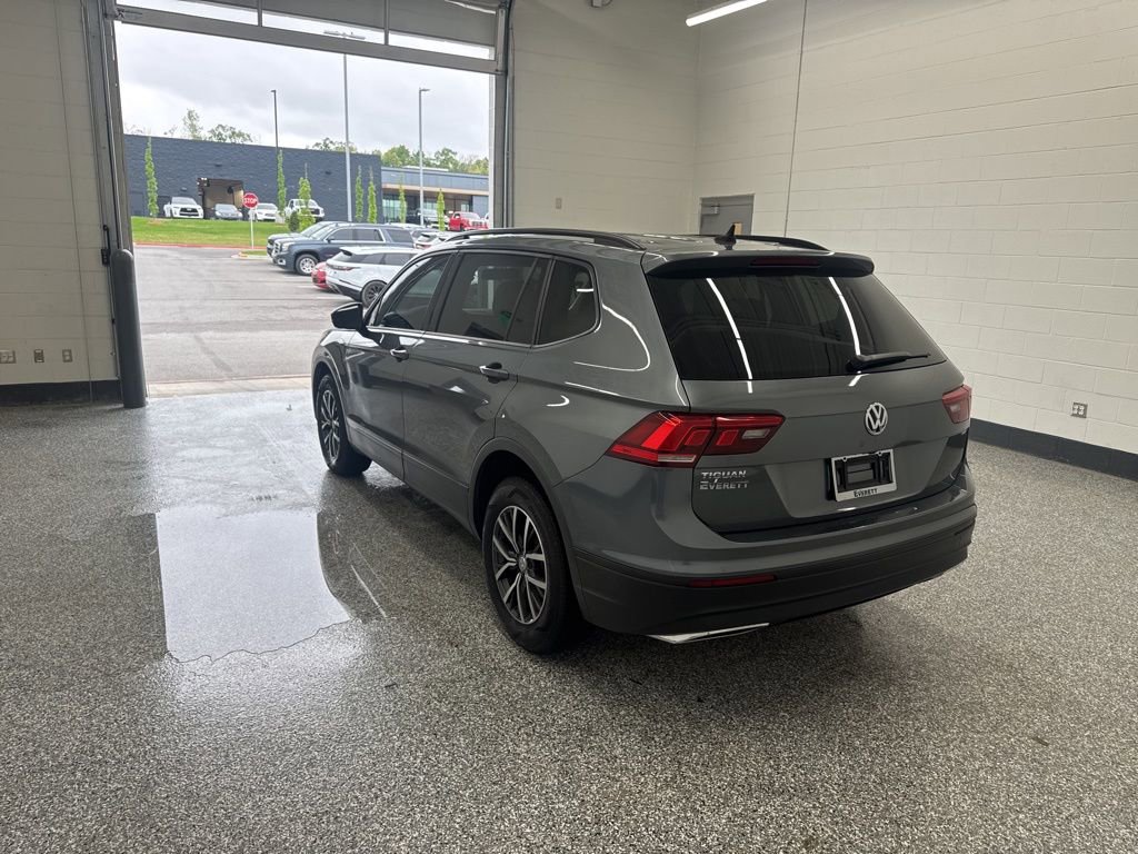 Used 2021 Volkswagen Tiguan S FWD image 3