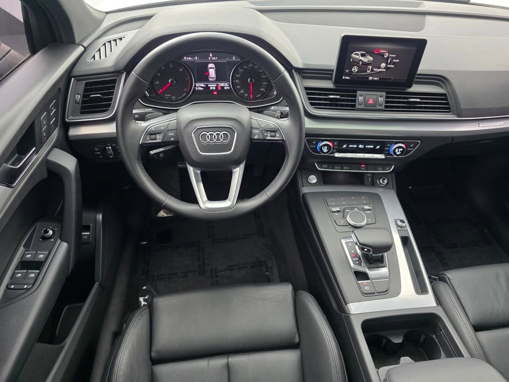 Used 2020 Audi Q5 2.0T Premium w/ Titanium Sport Package AWD/4WD image 13