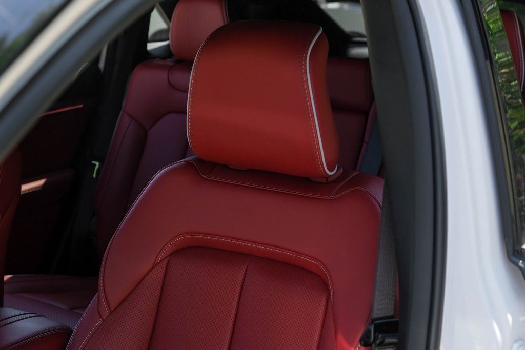 Used 2024 Jeep Wagoneer Launch Edition image 33