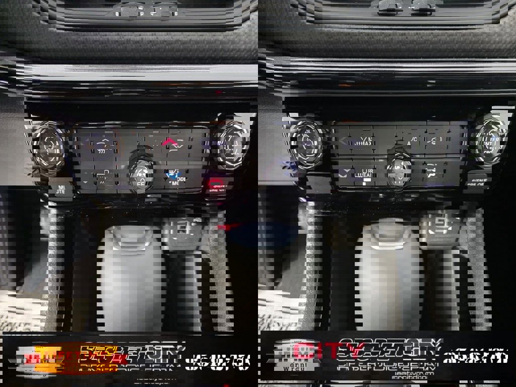 New 2026 Jeep Compass Latitude image 22