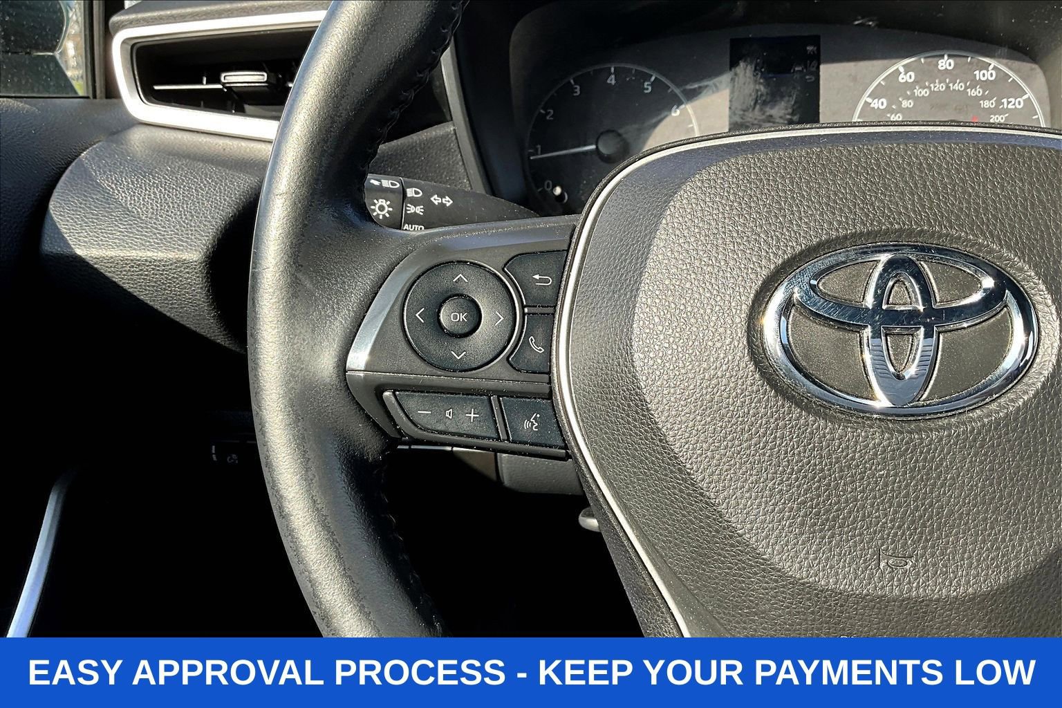 Used 2023 Toyota Corolla SE FWD image 12