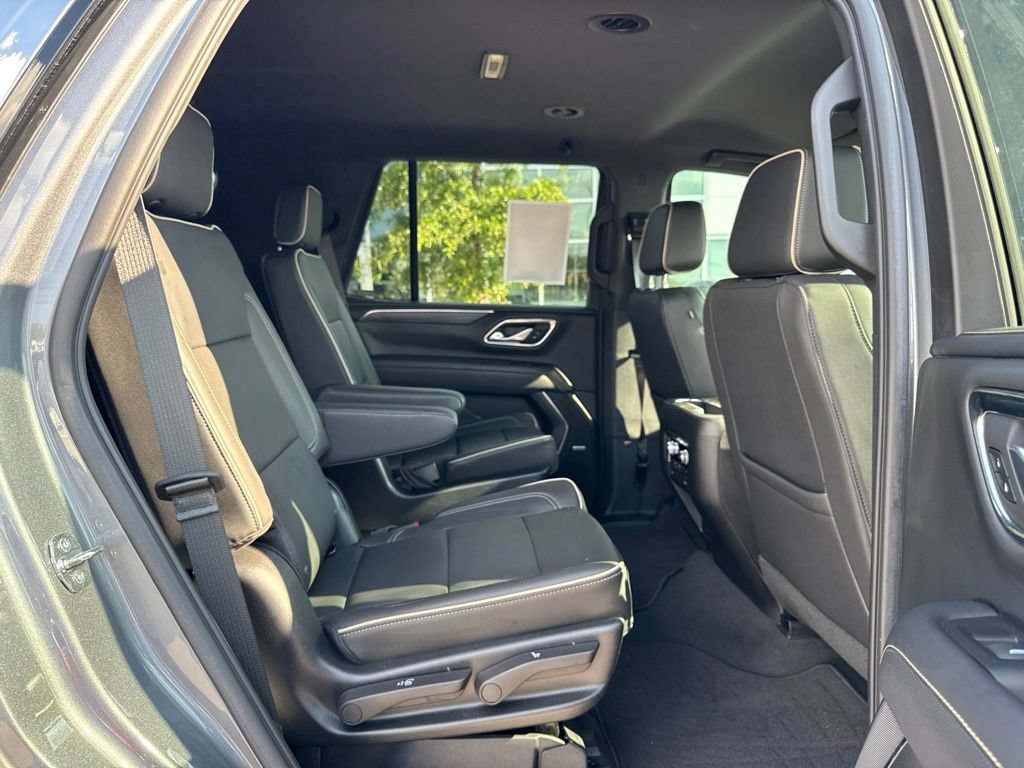 Used 2022 GMC Yukon SLT w/ SLT Luxury Package AWD/4WD image 22