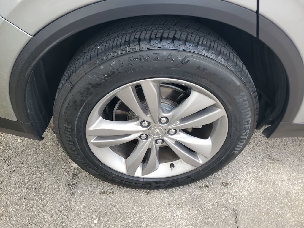 Used 2025 Acura MDX FWD image 9