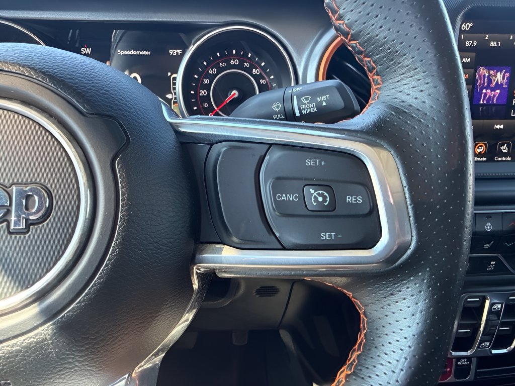 Used 2022 Jeep Gladiator Mojave w/ Cold Weather Group AWD/4WD image 15