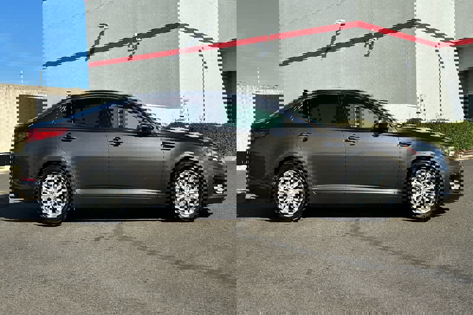 Used 2013 Kia Optima EX w/ Premium Pkg image 6