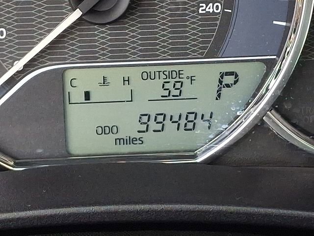 Used 2015 Toyota Corolla LE image 24