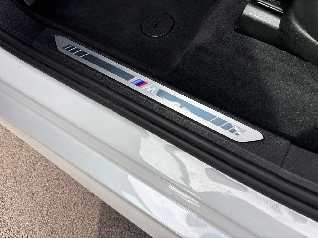 Used 2024 BMW X5 xDrive40i w/ M Sport Package AWD/4WD image 23