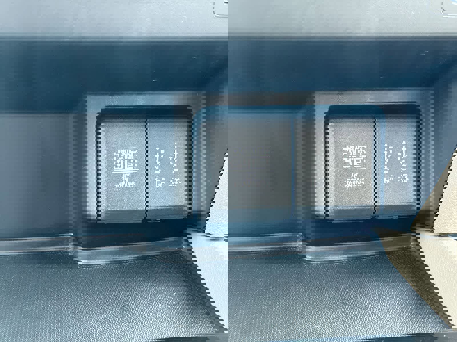 Used 2016 Honda Pilot Elite image 34