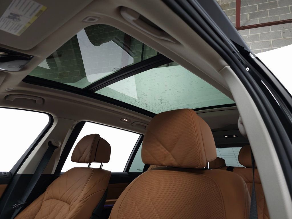 New 2026 BMW X7 xDrive40i image 13
