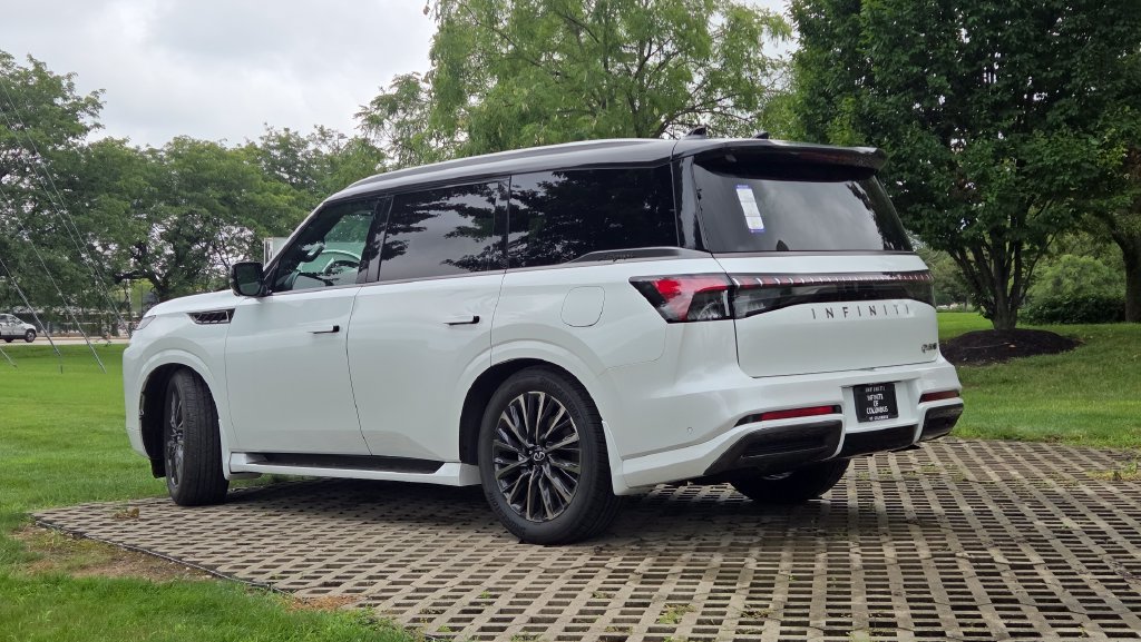 New 2026 INFINITI QX80 Autograph AWD/4WD image 8