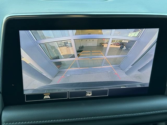 Used 2021 Chevrolet Suburban Z71 w/ Rear Media and Nav Package AWD/4WD image 4