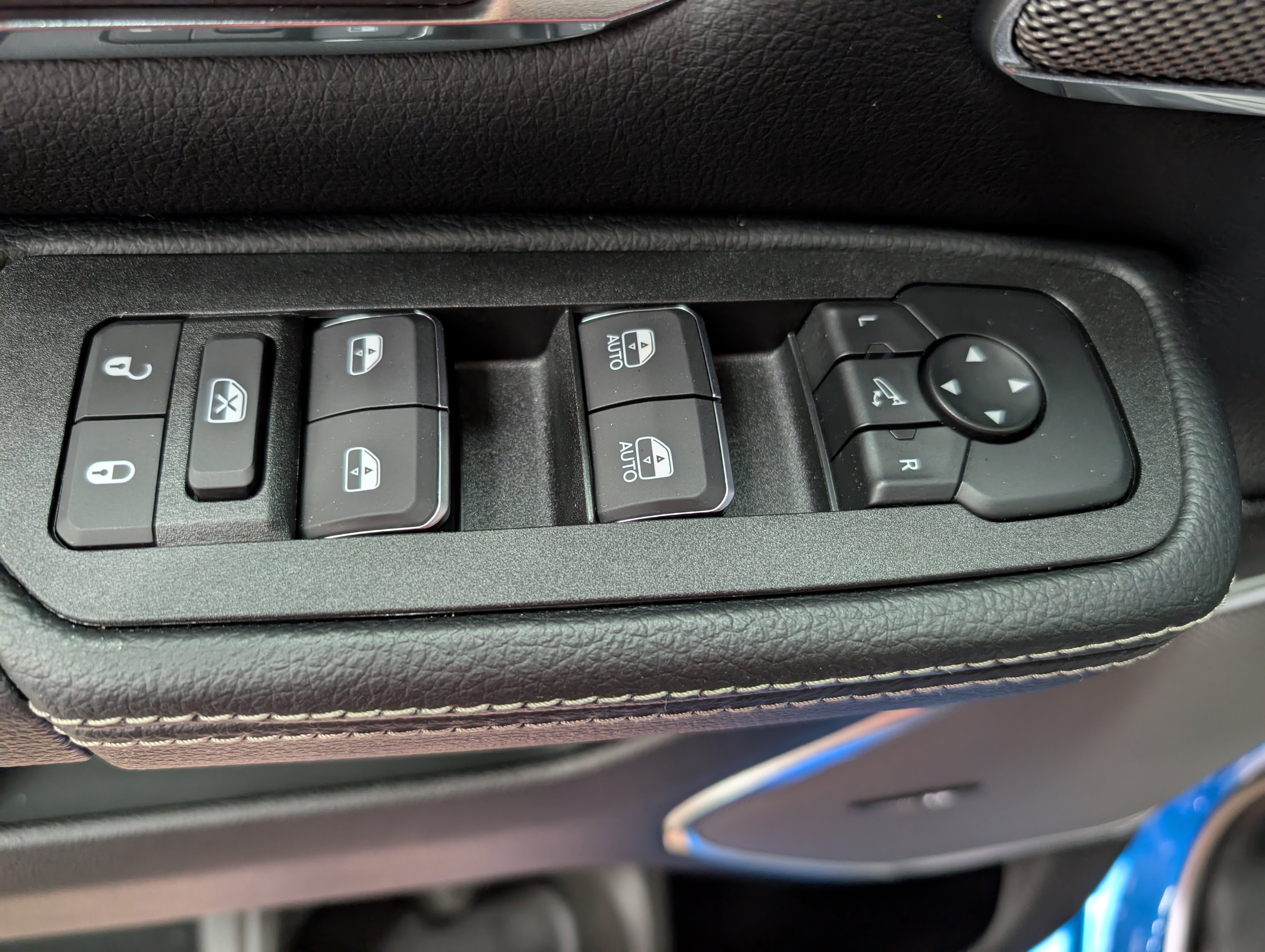 New 2026 RAM 1500 Laramie w/ Night Edition AWD/4WD image 14