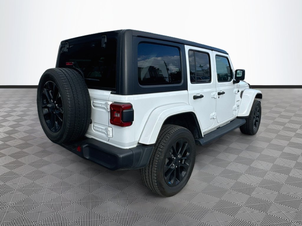 Certified 2023 Jeep Wrangler Unlimited Sahara w/ Cold Weather Group AWD/4WD image 5