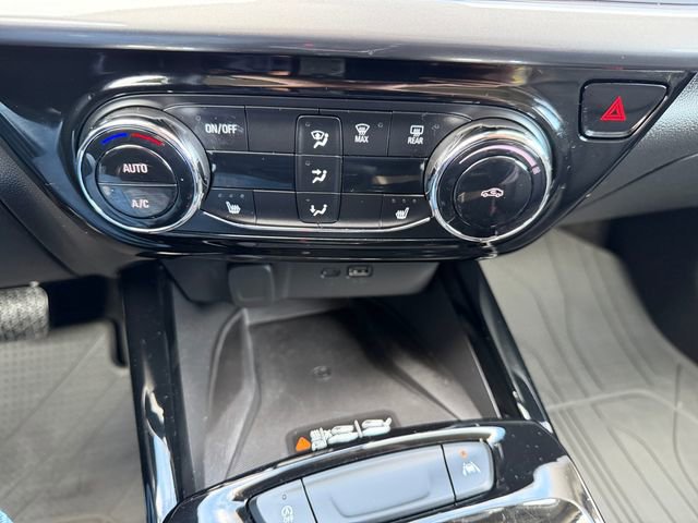 Used 2024 Chevrolet Trax ACTIV w/ Sunroof Package FWD image 22