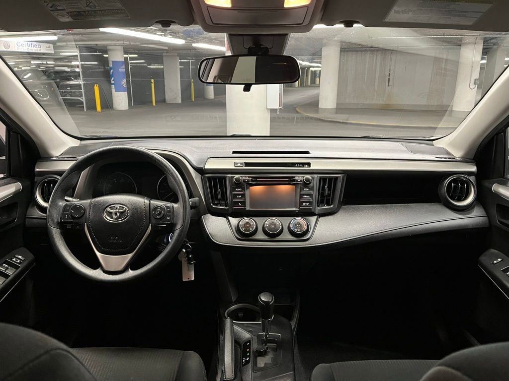 Used 2017 Toyota RAV4 LE image 7