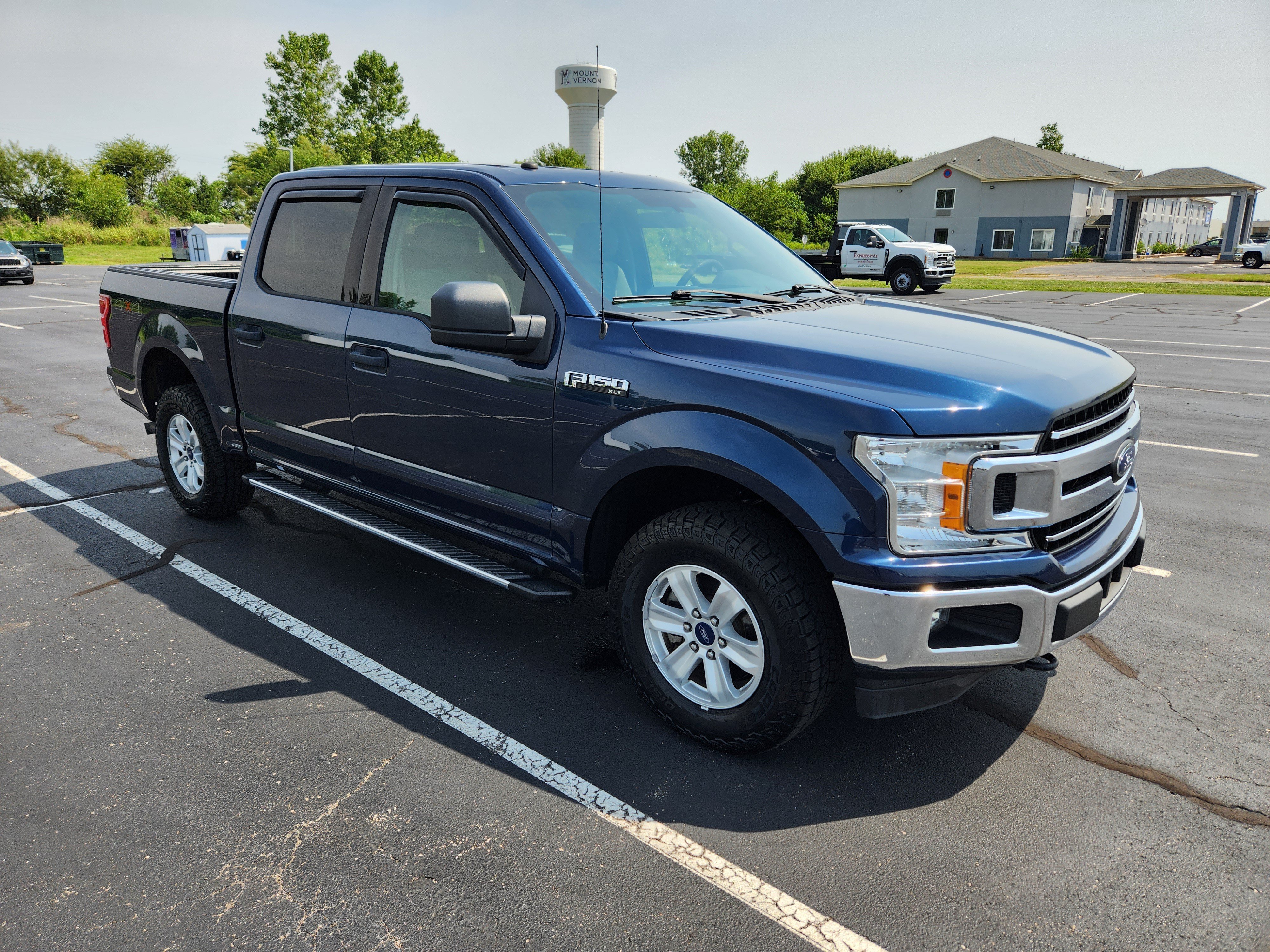 Used 2018 Ford F150 XLT AWD/4WD image 9