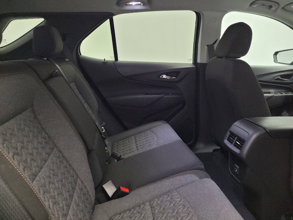 Used 2024 Chevrolet Equinox LT FWD image 19