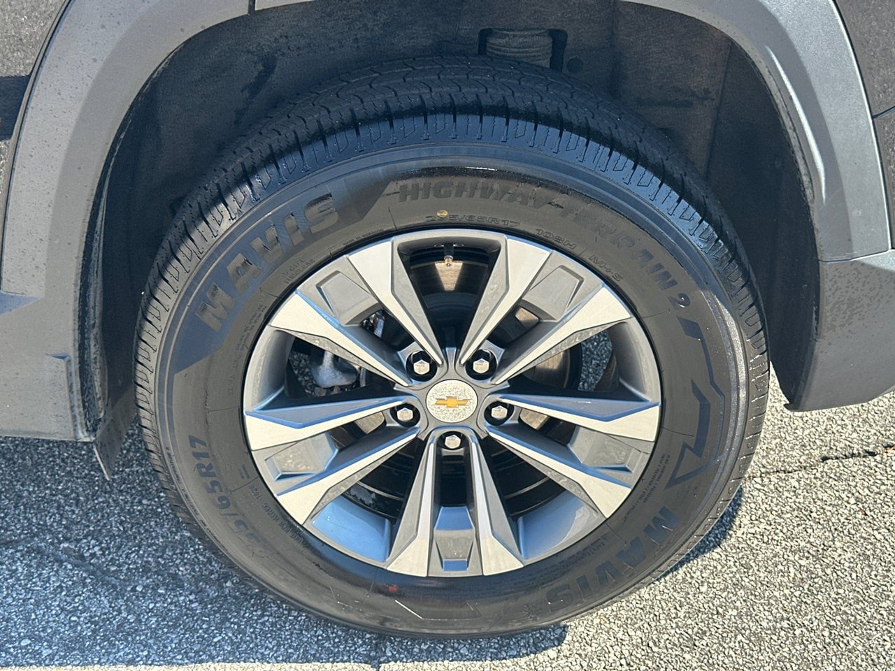Used 2025 Chevrolet Equinox LT w/ Convenience Package II AWD/4WD image 22