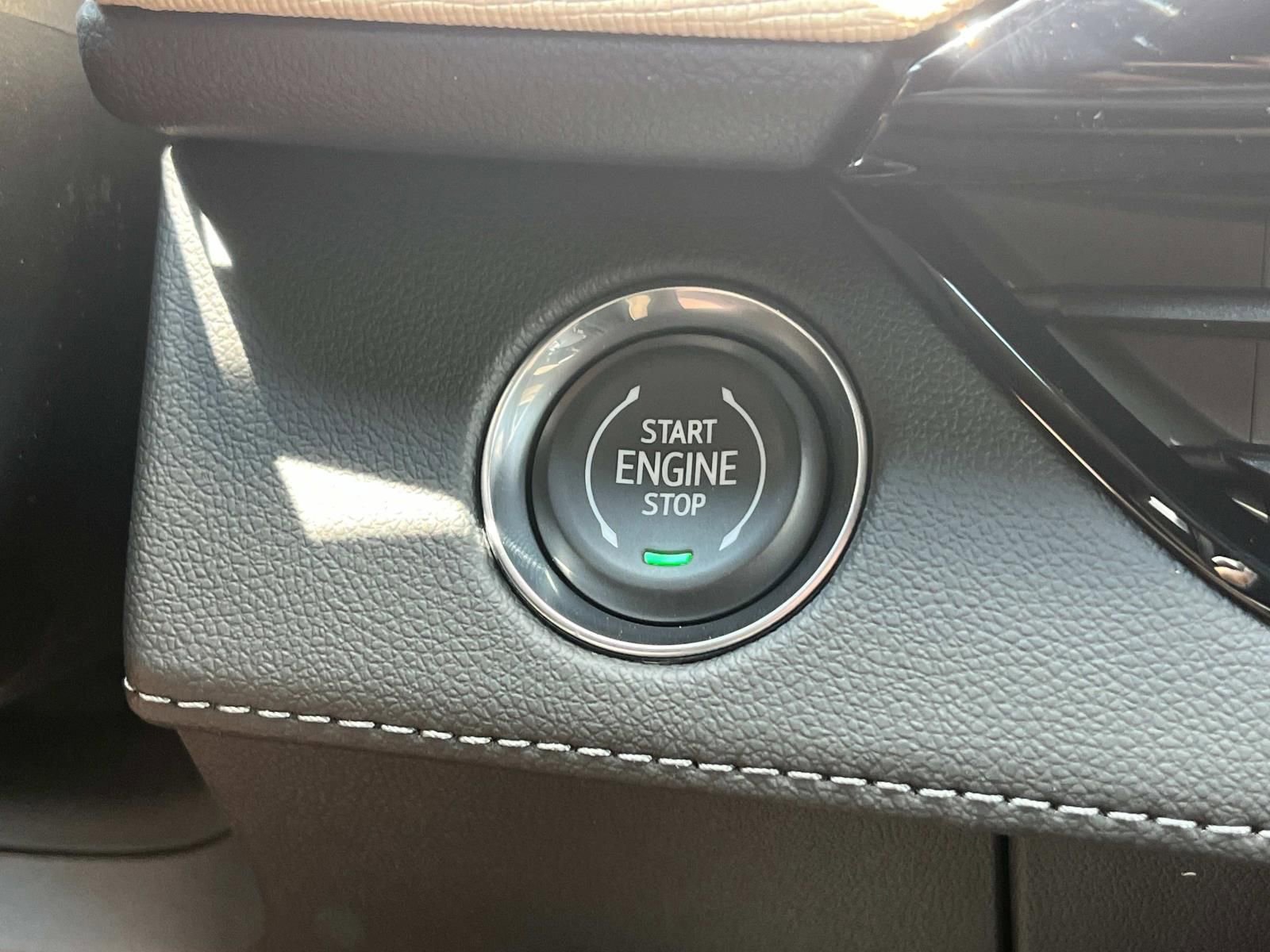 New 2026 Buick Enclave Preferred w/ Power Package AWD/4WD image 33