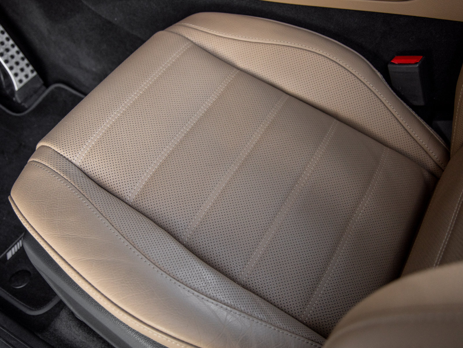 Used 2026 Mercedes-Benz GLS 450 4MATIC image 23