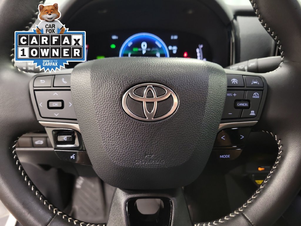 Used 2025 Toyota Camry SE FWD image 23