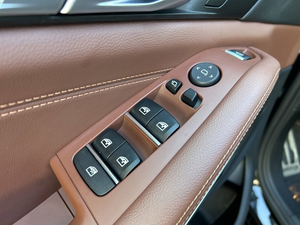 Used 2022 BMW X5 sDrive40i w/ M Sport Package image 45