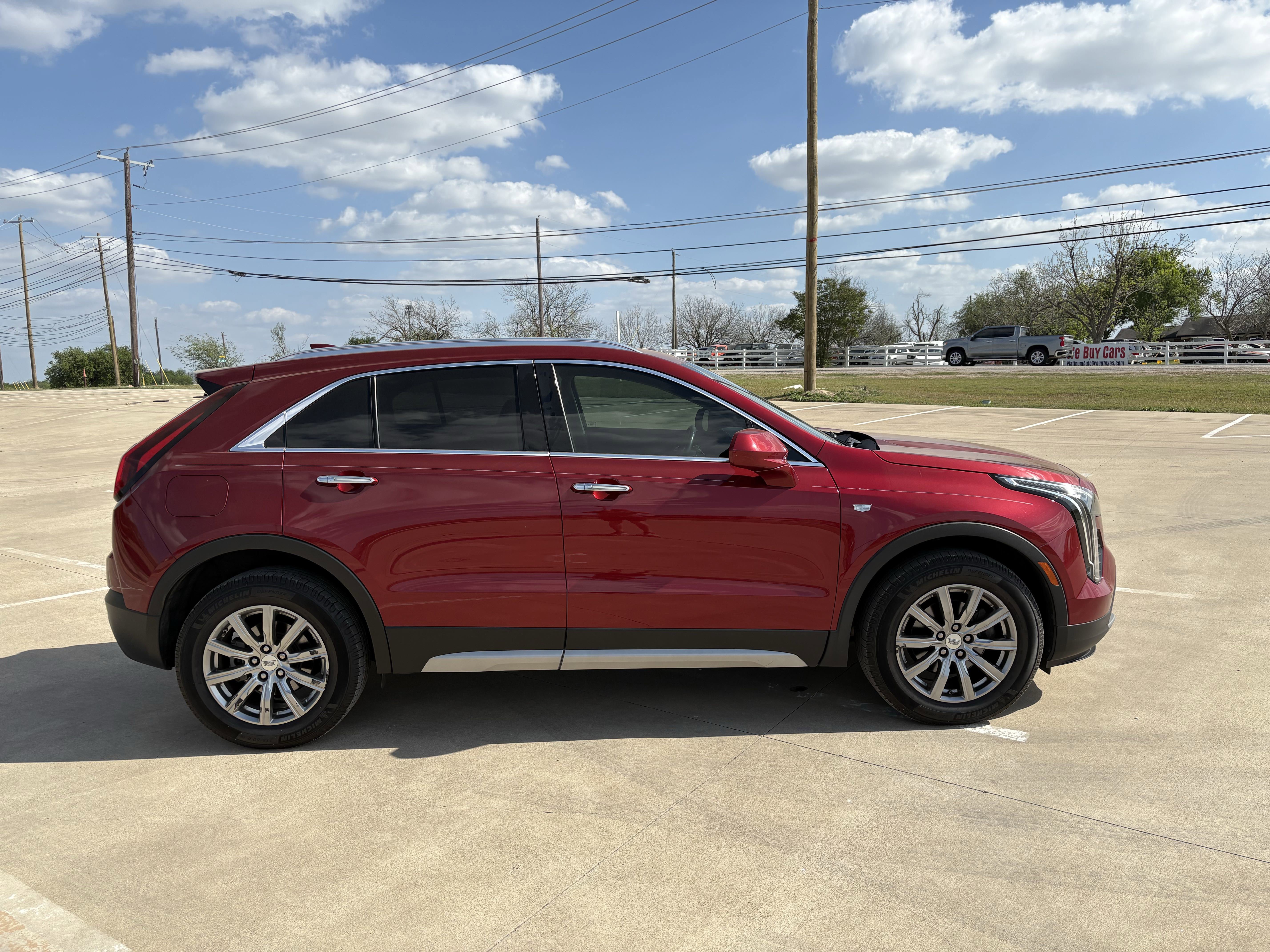 Used 2019 Cadillac XT4 Premium Luxury image 6