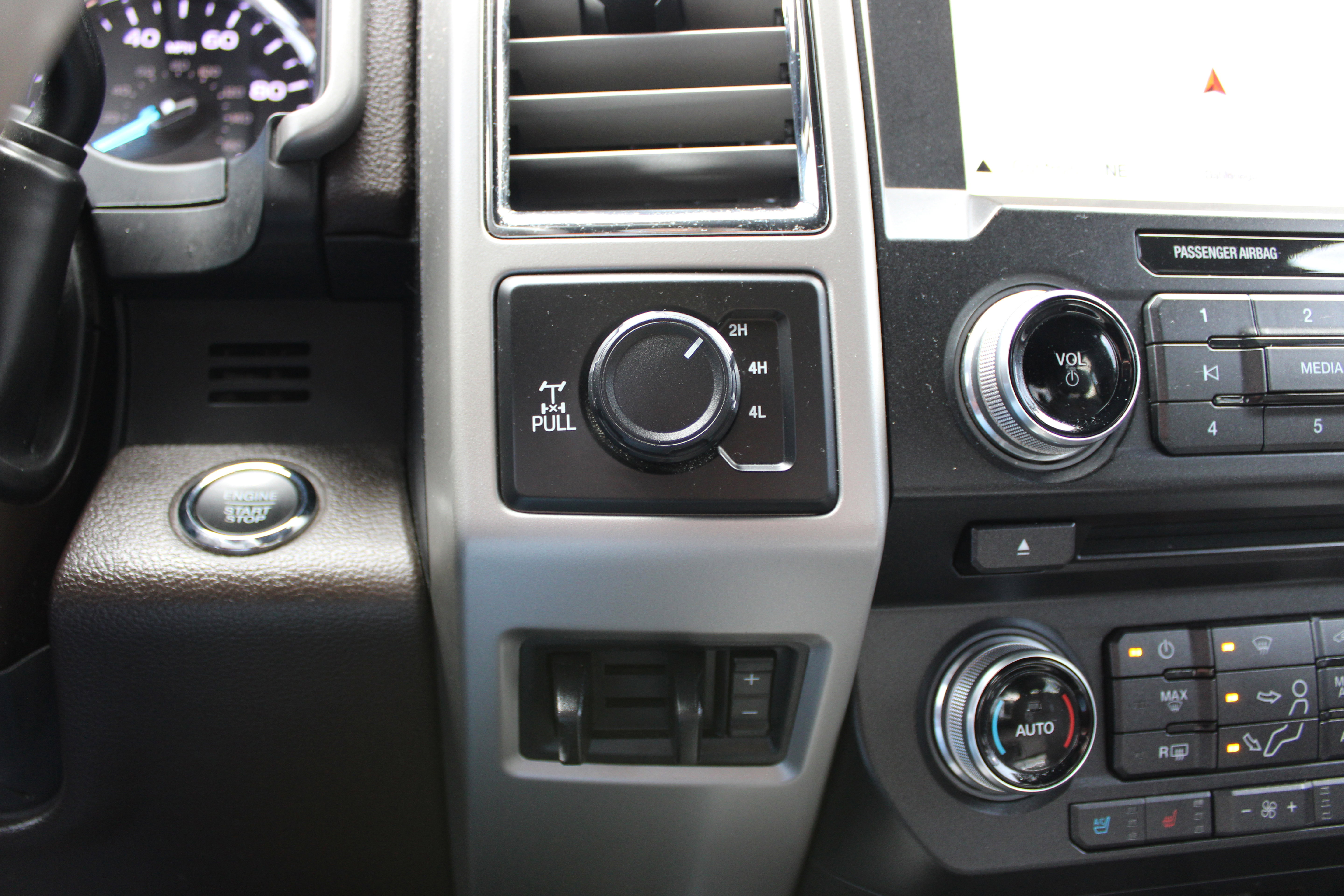 Used 2017 Ford F250 King Ranch w/ King Ranch Ultimate Package image 24