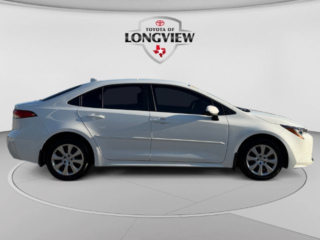 Used 2026 Toyota Corolla LE FWD image 6