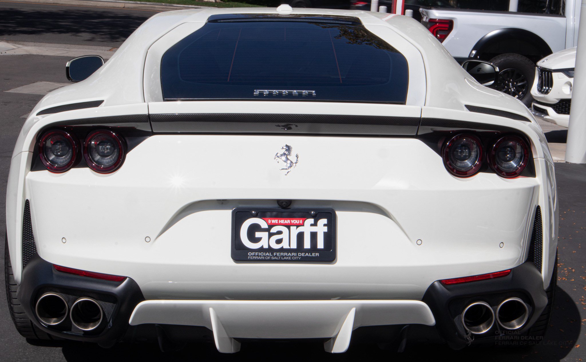 Used 2018 Ferrari 812 Superfast RWD image 4