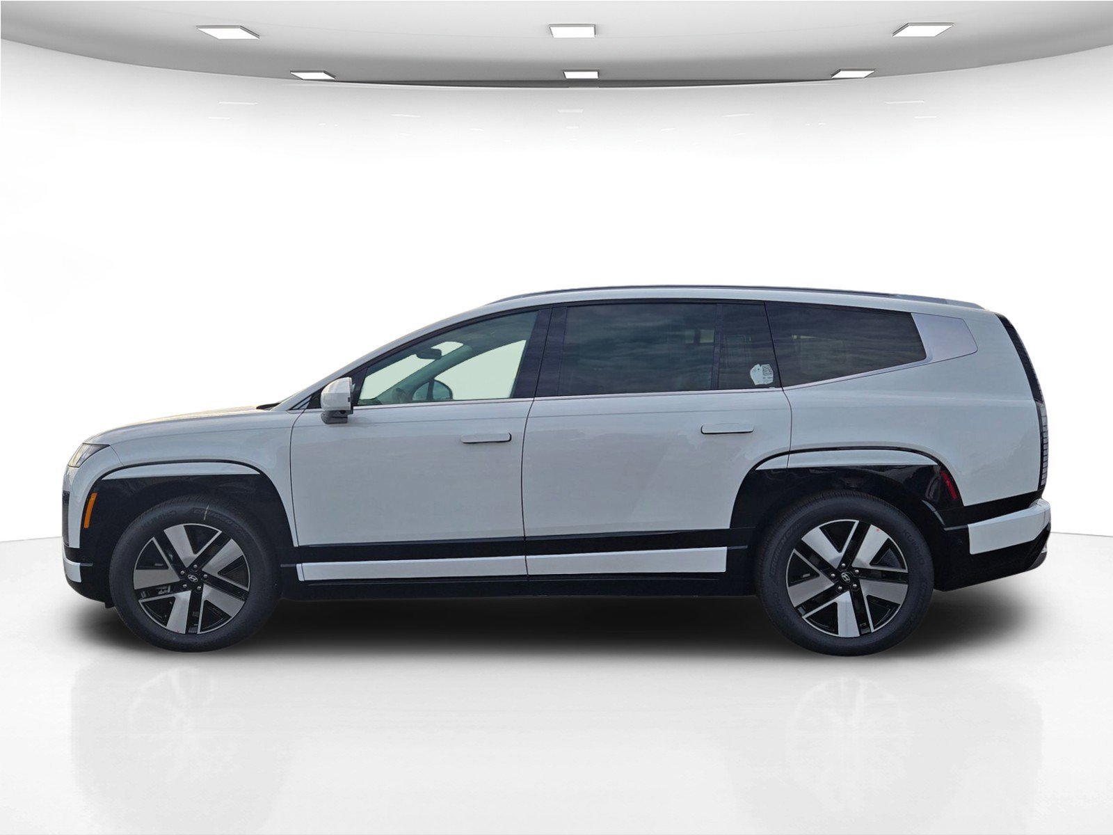 New 2026 Hyundai Ioniq 9 SEL image 10