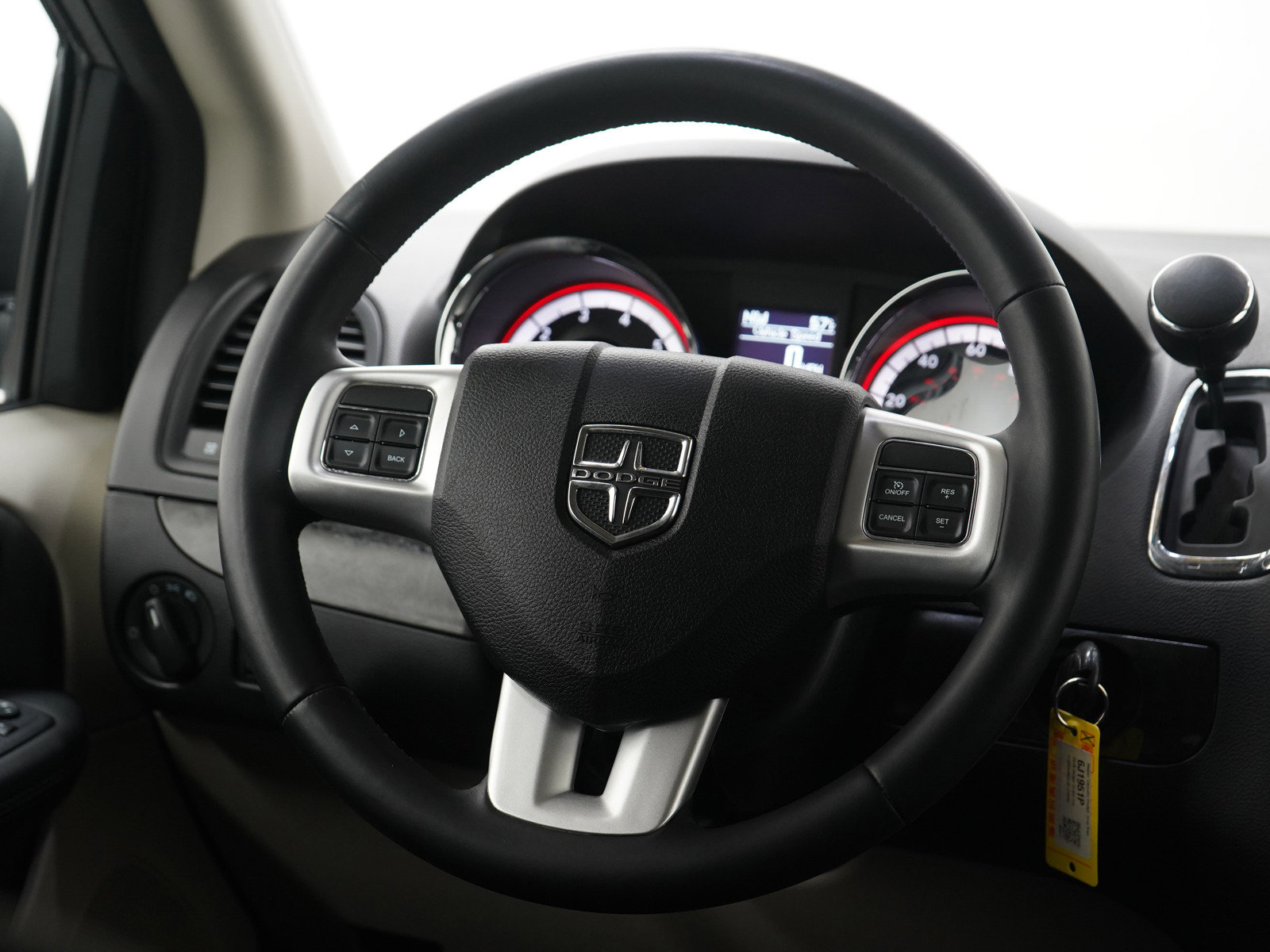 Used 2018 Dodge Grand Caravan SE w/ Rear Park Assist Package image 17