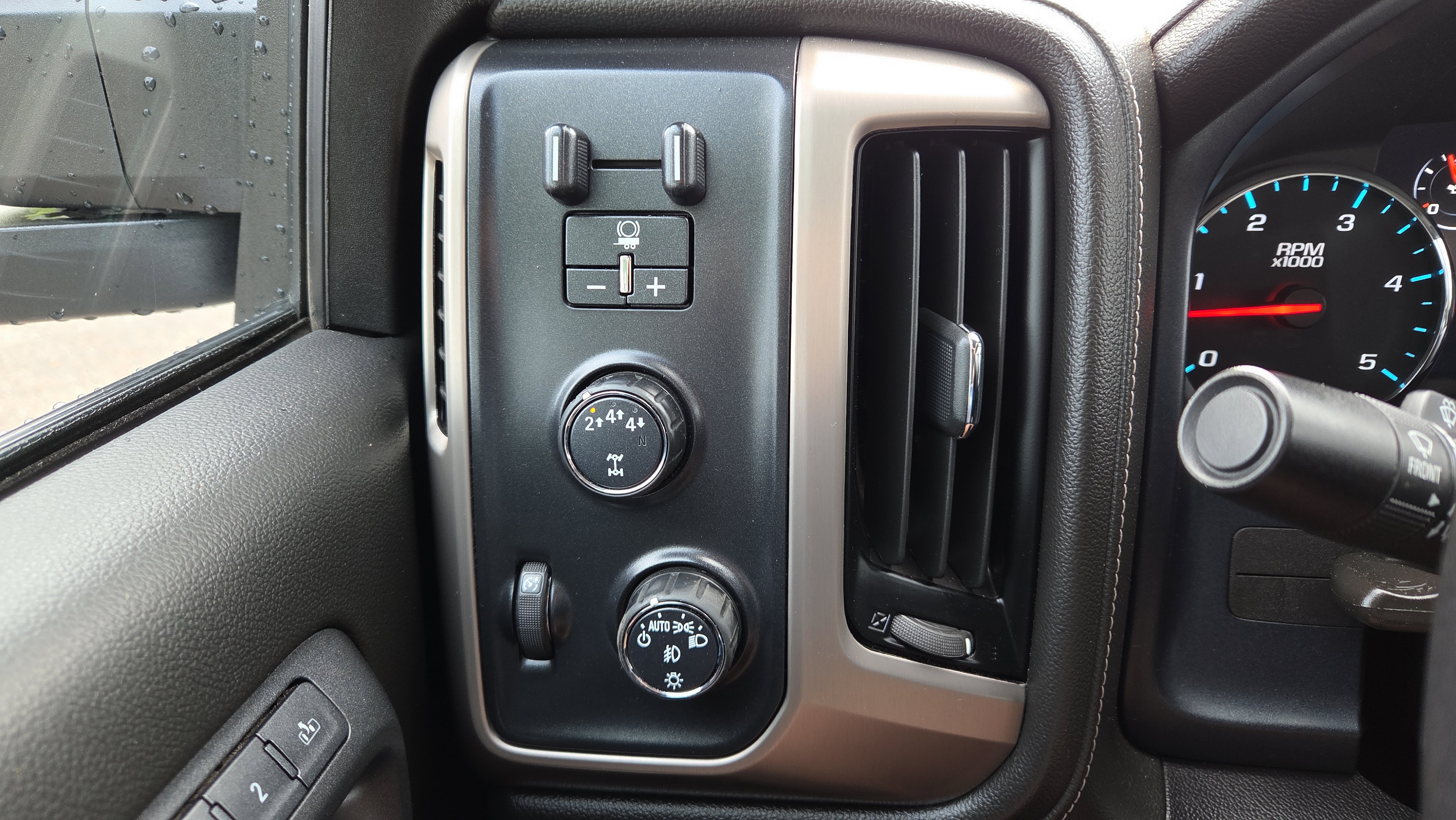 Used 2019 GMC Sierra 2500 Denali w/ Duramax Plus Package image 28