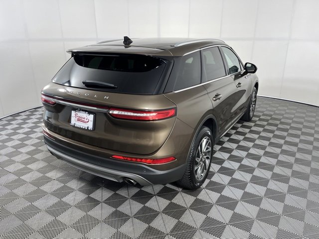 Used 2022 Lincoln Corsair AWD w/ Equipment Group 101A image 7