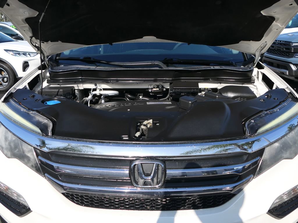 Used 2018 Honda Pilot EX image 29