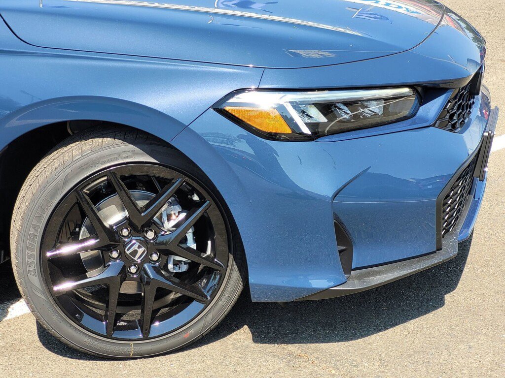 New 2026 Honda Civic Sport image 3