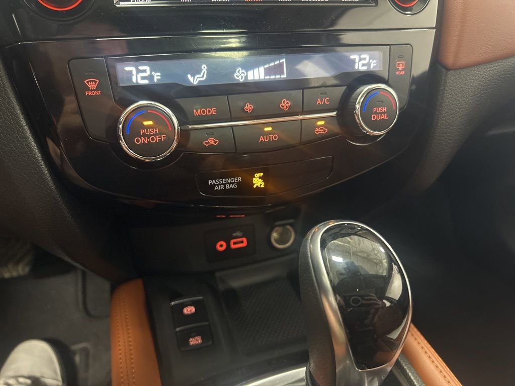 Used 2019 Nissan Rogue SL w/ Premium Package AWD/4WD image 21