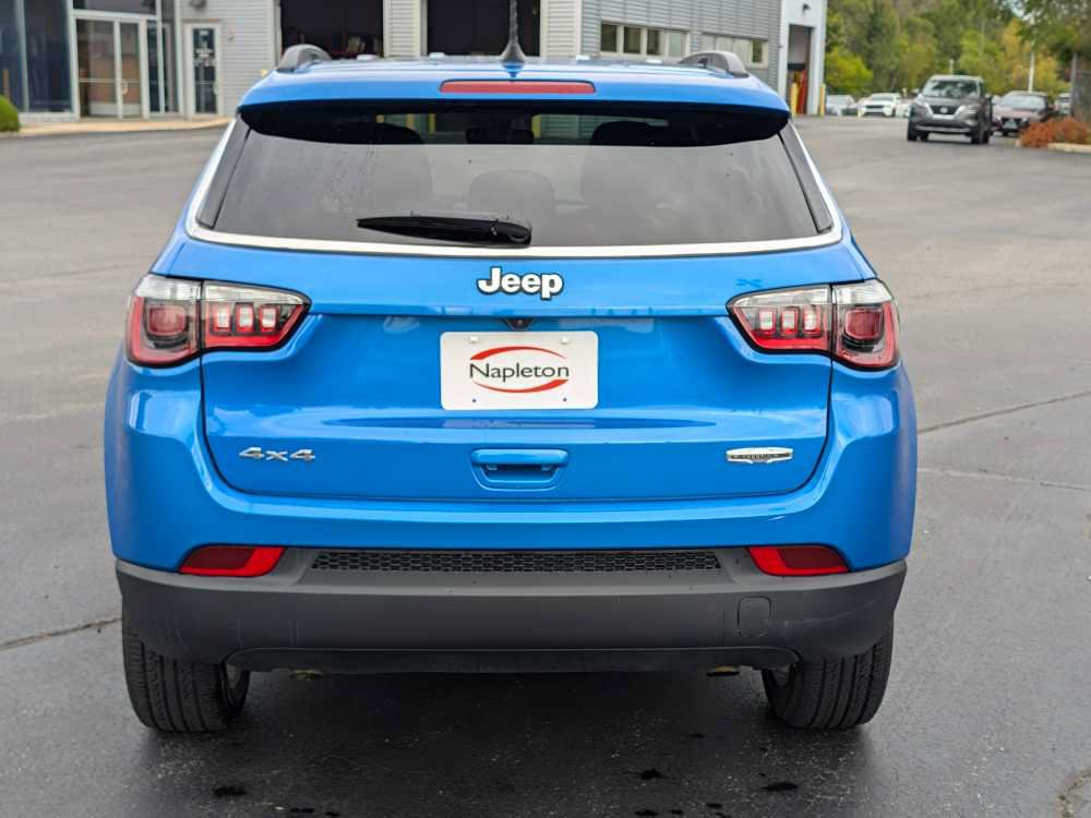 Used 2024 Jeep Compass Latitude AWD/4WD image 6