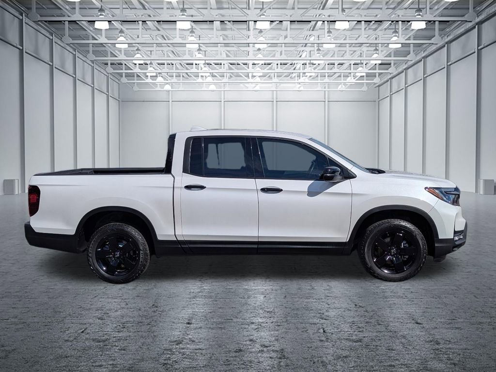 Used 2024 Honda Ridgeline Black Edition image 6